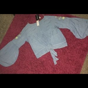 Balloon sleeve shirt